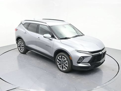Used 2025 Chevrolet Blazer RS FWD image 20
