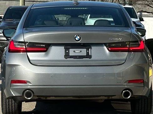 Used 2023 BMW 330i Sedan w/ Driving Assistance Package image 9