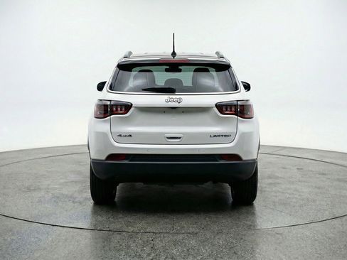 Used 2025 Jeep Compass Limited AWD/4WD image 7