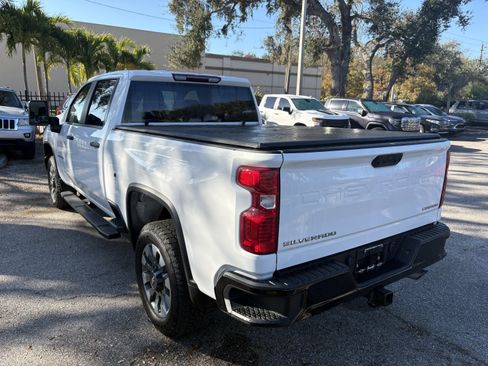 Used 2024 Chevrolet Silverado 2500 Custom w/ Custom Convenience Package image 5