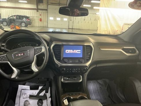 Certified 2023 GMC Acadia SLE w/ Driver Convenience Package image 13