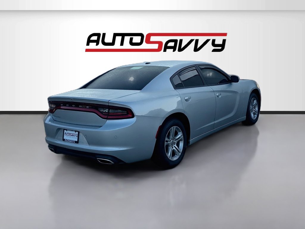 Used 2022 Dodge Charger SXT RWD image 7