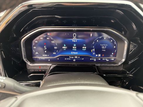 Used 2024 Chevrolet Silverado 1500 LTZ AWD/4WD image 16