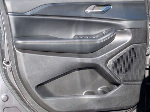 Certified 2023 Jeep Grand Cherokee L Laredo image 14