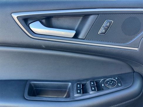 Certified 2024 Ford Edge SEL image 20