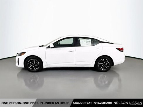 Certified 2025 Nissan Sentra SV w/ All-Weather Package FWD image 8