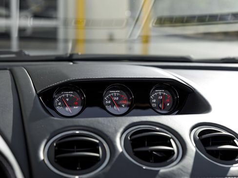 Used 2014 Lamborghini Gallardo LP 550-2 image 29