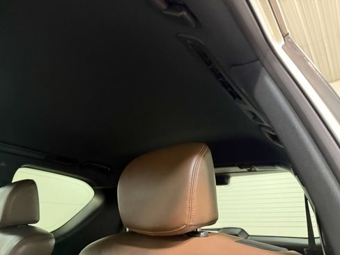 Used 2019 Nissan Armada Platinum w/ Captain's Chairs Package AWD/4WD image 9