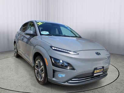 Used 2022 Hyundai Kona SEL w/ Convenience Package