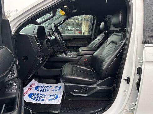 Used 2021 Ford Expedition Limited image 9