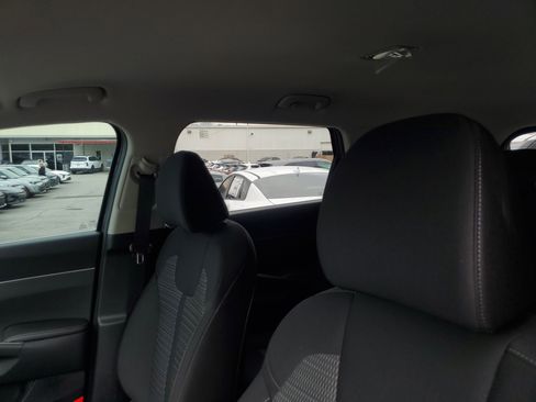 New 2026 Kia Sorento LX image 16