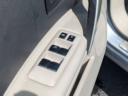 Used 2013 Nissan Rogue SL AWD/4WD image 27