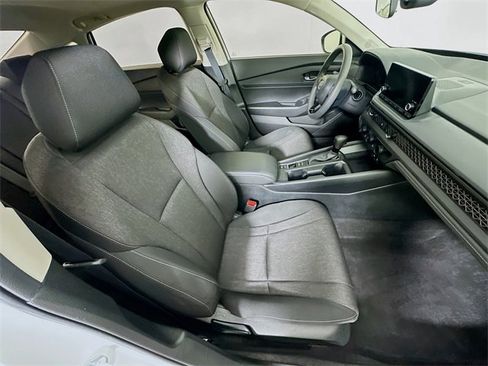 Certified 2023 Honda Accord EX image 6