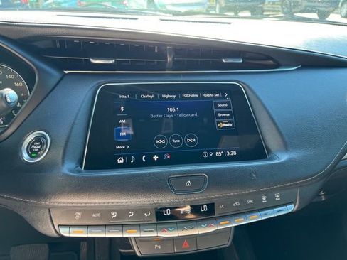 Used 2021 Cadillac XT4 Premium Luxury AWD/4WD image 39