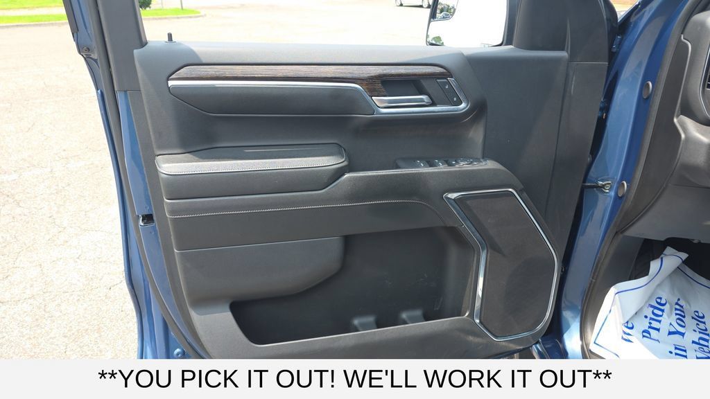 Used 2024 GMC Sierra 1500 Elevation RWD image 11