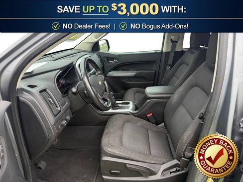 Used 2022 Chevrolet Colorado LT w/ LT Convenience Package AWD/4WD image 14
