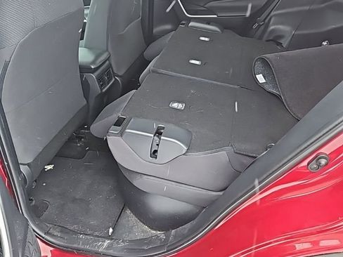 Used 2020 Toyota RAV4 LE w/ Carpet Mat Package image 10