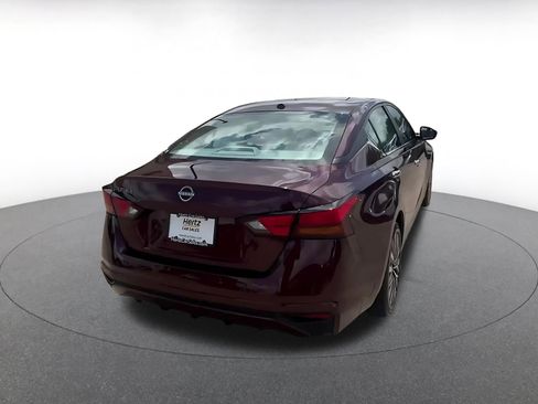 Used 2025 Nissan Altima 2.5 SV image 15