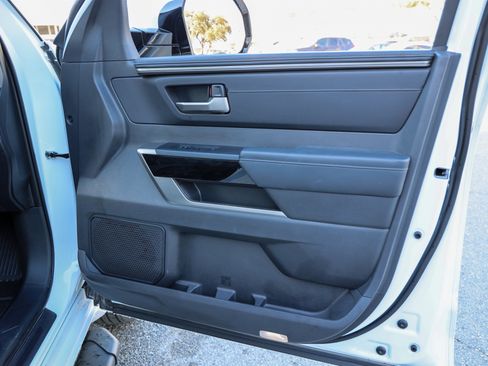 Used 2025 Toyota Tundra Limited image 44