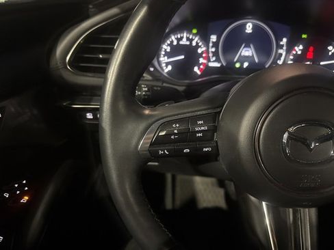 Used 2024 MAZDA MAZDA3 Hatchback w/Premium Plus Pkg image 10