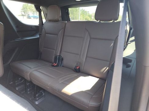 Used 2022 Chevrolet Tahoe High Country image 18