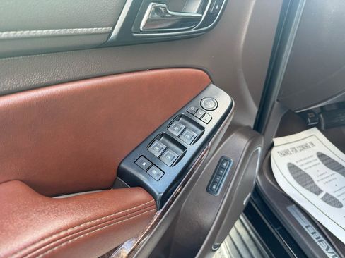 Used 2015 Chevrolet Suburban LTZ image 15