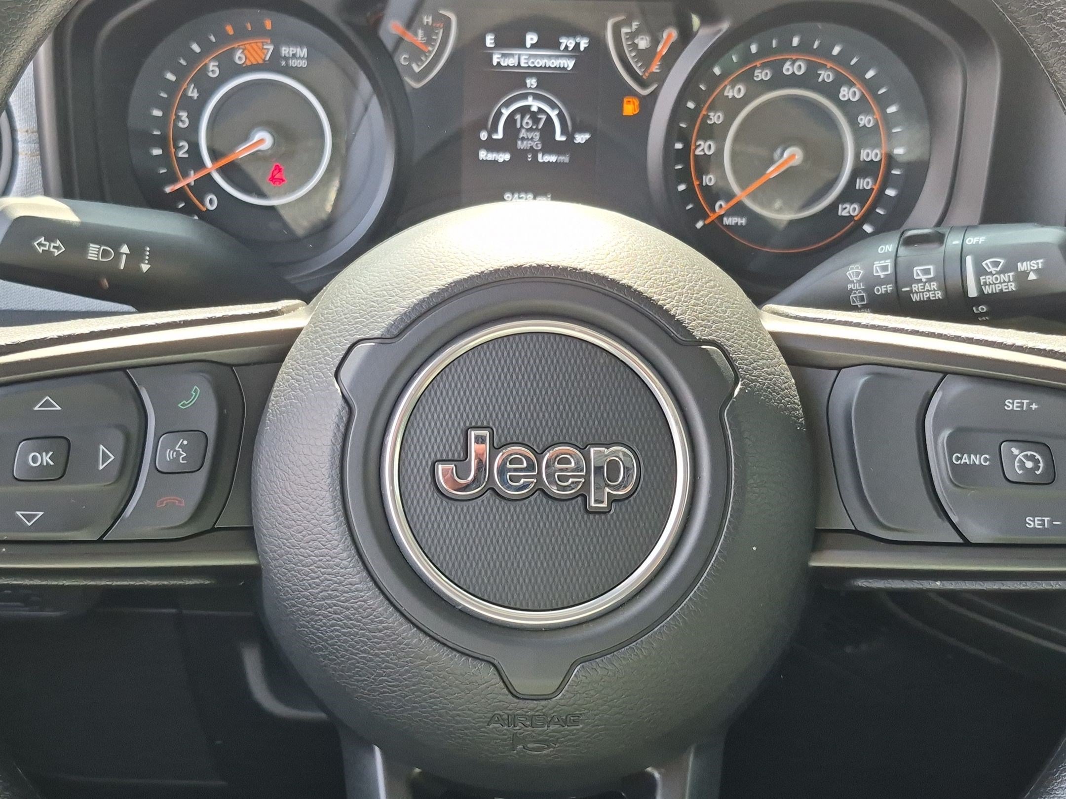 Used 2025 Jeep Wrangler Unlimited Sport AWD/4WD image 18