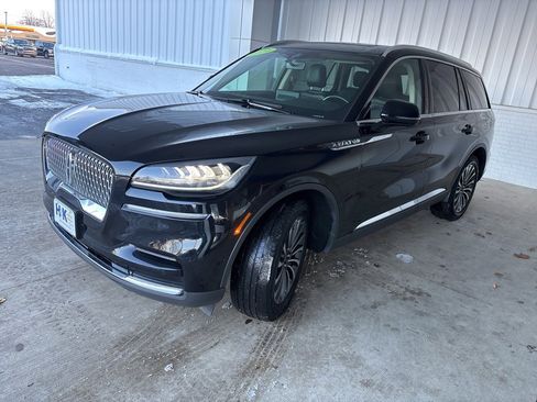 Used 2024 Lincoln Aviator Reserve image 3