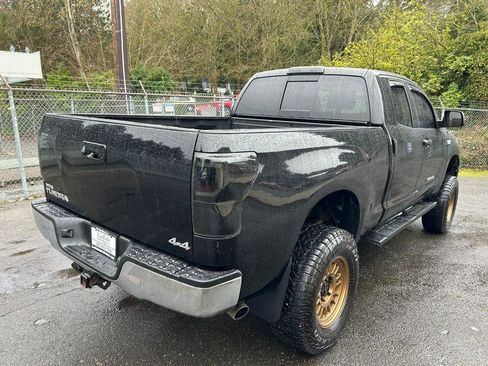 Used 2010 Toyota Tundra 4x4 Double Cab image 5