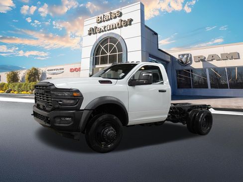 New 2026 RAM 5500 Tradesman AWD/4WD image 8