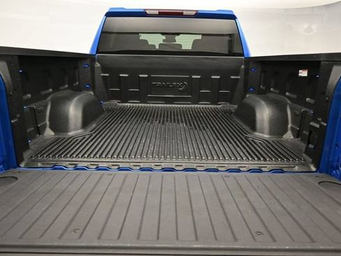 Used 2026 Chevrolet Silverado 1500 LT AWD/4WD image 9