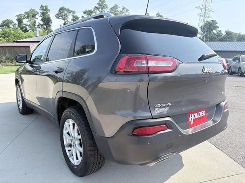Used 2017 Jeep Cherokee Latitude w/ True North Edition AWD/4WD image 9