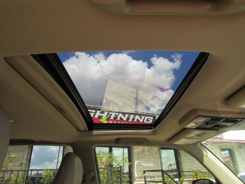 Used 2016 Toyota 4Runner Limited image 8