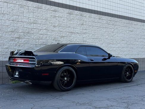 Used 2013 Dodge Challenger R/T RWD image 15