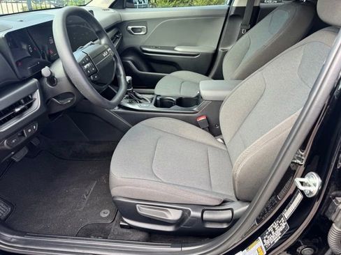 Certified 2025 Kia K4 FWD image 17