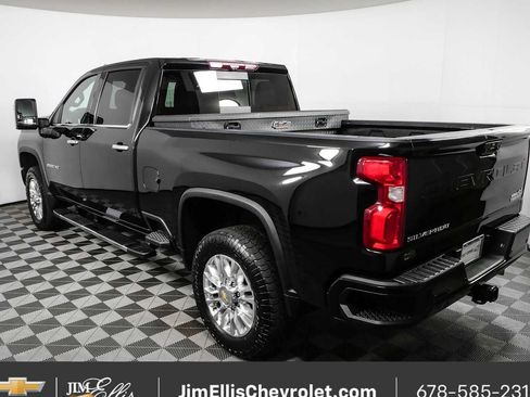 Certified 2022 Chevrolet Silverado 2500 High Country w/ Z71 Off-Road Package AWD/4WD image 29