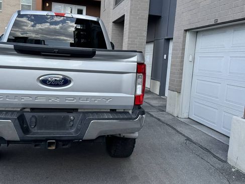 Used 2017 Ford F250 XLT AWD/4WD image 6