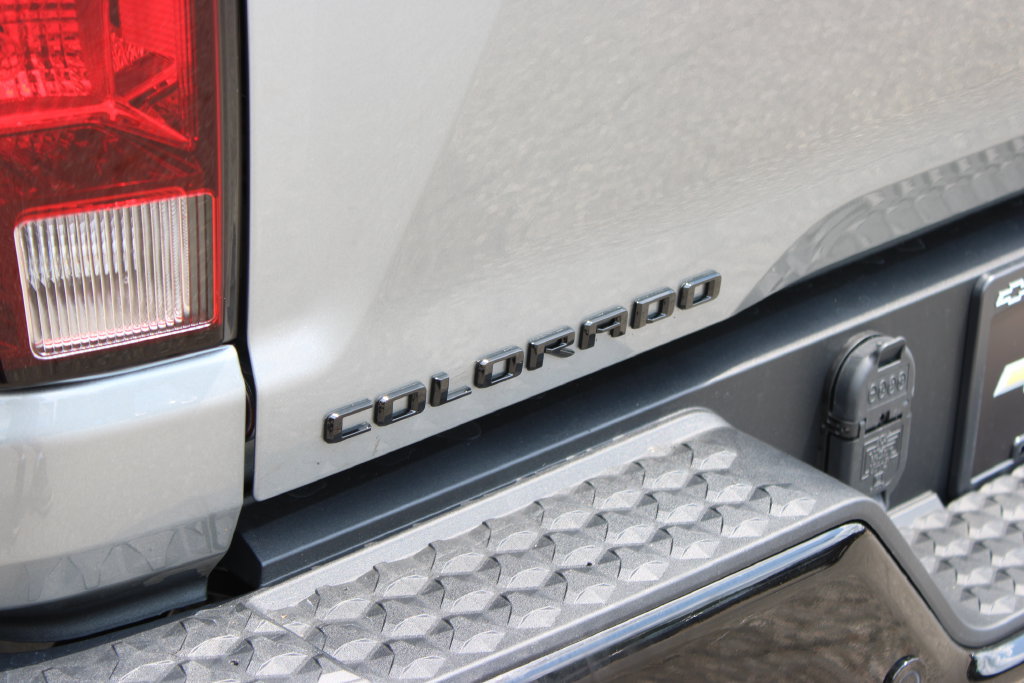 New 2026 Chevrolet Colorado Trail Boss w/ Midnight Edition AWD/4WD image 34