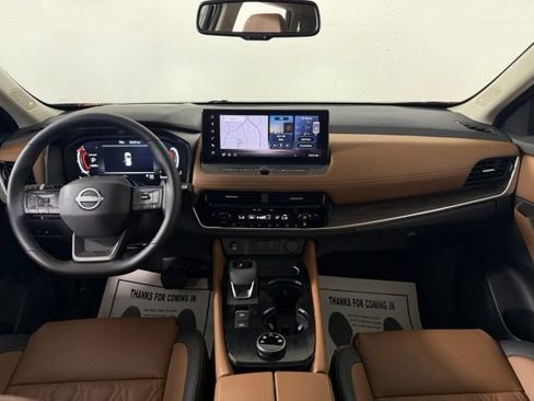 Used 2026 Nissan Rogue Platinum w/ Platinum Premium Package AWD/4WD image 26