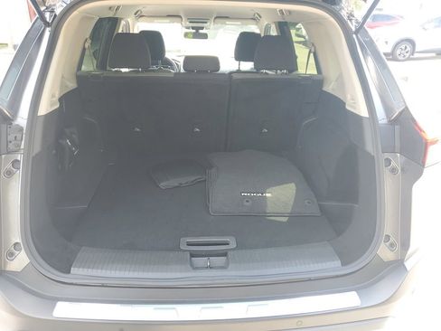 Certified 2023 Nissan Rogue SV AWD/4WD image 12