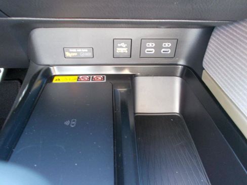 Certified 2026 Toyota Camry SE w/ Convenience Package image 22