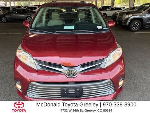 Used 2019 Toyota Sienna XLE Premium AWD/4WD image 2