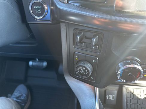 New 2025 Ford F150 Platinum w/ FX4 Off-Road Package image 35