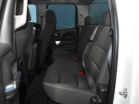 Used 2019 Chevrolet Silverado 1500 LT image 16