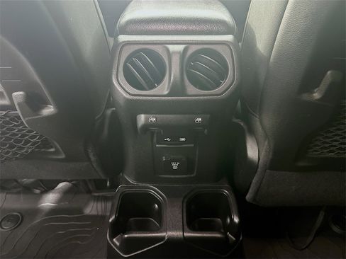 Used 2020 Jeep Gladiator Rubicon w/ LED Lighting Group image 22