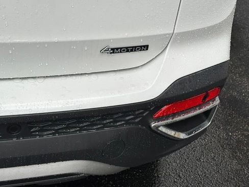 Certified 2023 Volkswagen Taos SEL AWD/4WD image 16