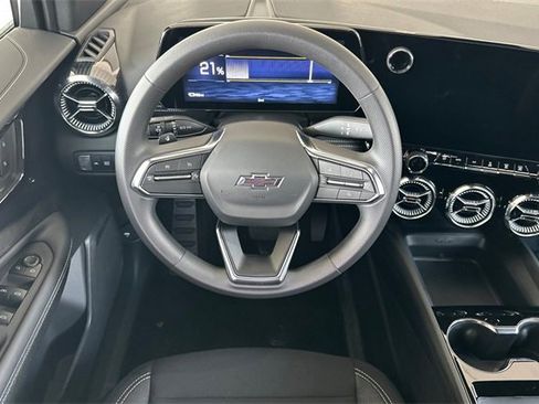 New 2026 Chevrolet Blazer EV LT image 19