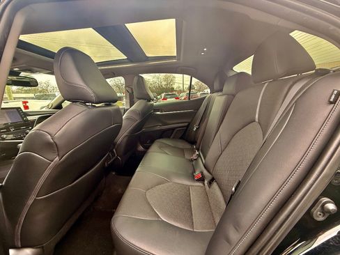 Used 2022 Toyota Camry XSE w/ Navigation Package image 10