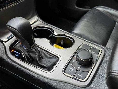 Certified 2020 Jeep Grand Cherokee Limited X image 28