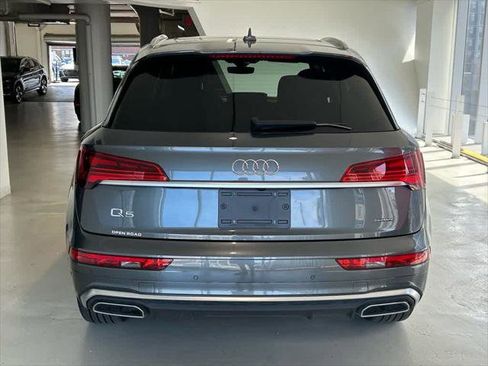 Certified 2025 Audi Q5 2.0T Premium Plus image 5